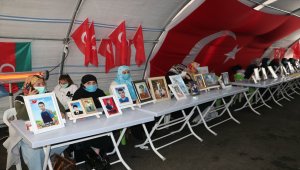 Diyarbakır anneleri evlatlarına kavuşmak için nöbeti sürdürmekte kararlı 