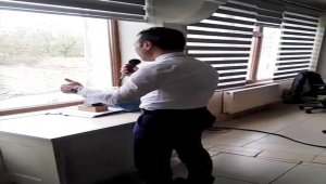 Doktor belediye başkanı belde halkını salgına karşı anons yaparak uyardı