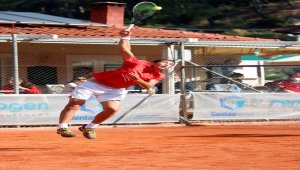Dünya 18 Yaş Altı Kızlar ve Erkekler Tenis Şampiyonası tamamlandı