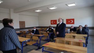 Düzce Belediye Başkanı Özlü'den lise öğretmenine 24 Kasım kutlaması