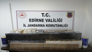 Edirne'de 690 kutu kaçak parfüm ele geçirildi