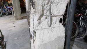 Edirne'de taşıyıcı kolonlarında sorun belirlenen 5 katlı bina yıkılacak