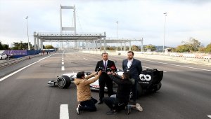 Formula 1 araçlarından kıtalar arası "pit-stop"