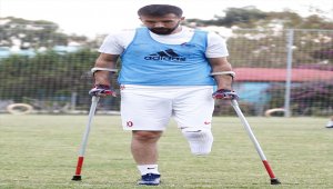 Gazi Savaş Kaya'nın mücadelesi ampute futbolla devam ediyor