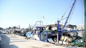 GÜNCELLEME 3 - Akdeniz'de Yunan bayraklı tanker ile Türk balıkçı teknesi çarpıştı
