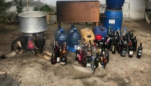 Hatay'da 490 litre sahte içki ele geçirildi