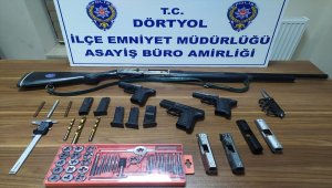 Hatay'da evini silah atölyesine dönüştüren kişi yakalandı