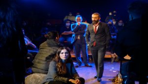 "Helikopter" oyunu Tuncer Cücenoğlu anısına sahnelendi