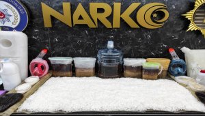 İstanbul'da uyuşturucu operasyonunda yakalanan 2 kişi tutuklandı