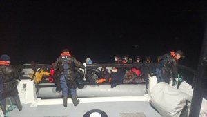 İzmir'de 34 sığınmacı kurtarıldı