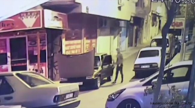 İzmir'de aynı gece 3 araç çalan 2 zanlı tutuklandı