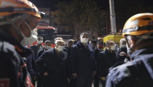 İzmir'deki arama kurtarma çalışmalarının bu gece bitirilmesi planlanıyor