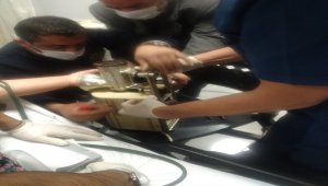 Kahramanmaraş'ta elini kıyma makinesine kaptıran kadının yardımına itfaiye koştu
