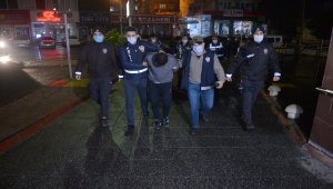 Kahramanmaraş'ta yaşlı çiftin ziynet eşya ve parasını çalan 2 kişi yakalandı