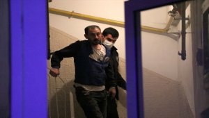 Kayseri'de işten dönen ev sahibi evindeki hırsızı yakaladı 