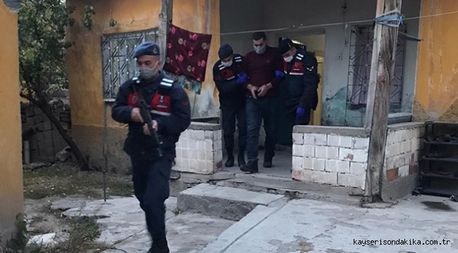 Kayseri Son Dakika: Kayseri'de 2 DEAŞ'lı Jandarma tarafından yakalandı