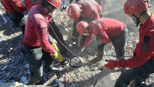 Kayseri Son Dakika: Kayseri'den İzmir'e 5 kişilik JAK Timi desteği