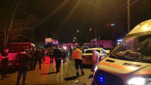 Kocaeli'de silah fabrikasında çıkan yangına müdahale ediliyor