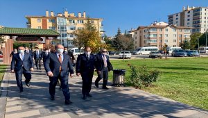 Kültür ve Turizm Bakan Yardımcısı Çam, 2021 Yunus Emre Yılı dolayısıyla Eskişehir'e geldi