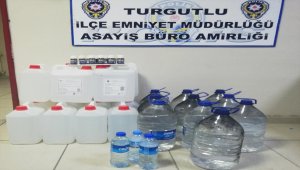 Manisa'da 55 litre etil alkol ve 51,5 litre sahte rakı ele geçirildi