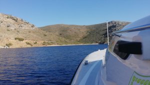 Marmaris'te mahsur kalan 9 sığınmacı kurtarıldı