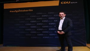 Merkel'in Hristiyan Demokrat Birlik Partisi Türk kökenli siyasetçiyi milletvekili adayı gösterdi