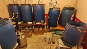 Mersin'de 1700 litre sahte içki ele geçirildi