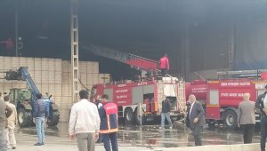 Mersin'de çırçır fabrikasında çıkan yangın söndürüldü