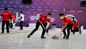 Milli curlingciler Kovid-19 sürecinde güç depoluyor
