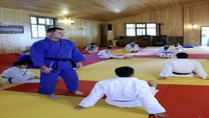 Olimpiyat hayali kurabilmek: Hüseyin Özkan