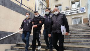 "Pitbull" cinsi köpeğinden rahatsız olan kişiyi öldürdüğü öne sürülen şüpheli tutuklandı