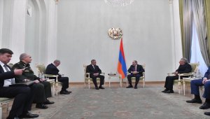 Rus heyeti Dağlık Karabağ konusunda Ermenistan'da temaslarda bulundu