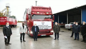 Samsun'dan İzmir'deki depremzedelere yardım
