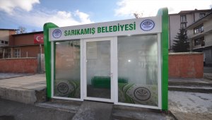 Sarıkamış'ta kapalı ve ısıtmalı durak hizmete sunuldu