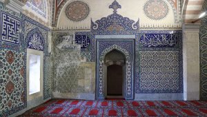 Selimiye Camisi hünkar mahfili çinilerinin Rusya'dan Türkiye'ye getirilmesi için çalışma başlatıldı