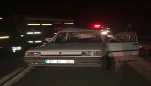 Sinop'ta otomobil devrildi: 1 ölü