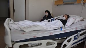 Şırnak'ta böbreğinde 2 santimetrelik taş çıkarılan 10 yaşındaki çocuk sağlığına kavuştu