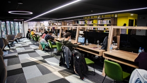 Talas Kültür Merkezi ve 7/24 Kütüphaneye yoğun ilgi