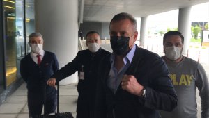 Teknik direktör Abdullah Avcı Trabzon'a gitti