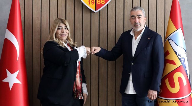 Teknik direktör Samet Aybaba, Kayserispor'la sözleşme imzaladı