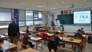 TİKA'dan Karadağ'da bilgisayarlı eğitime destek