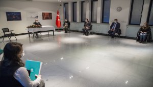 Türkçe öğrenen Bosnalı öğrencilerden İzmirli depremzedelere mektup