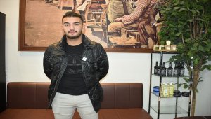 Viyana'daki terör saldırısında yaralanan Türk genç, vurulan polisin hayatını kurtardı