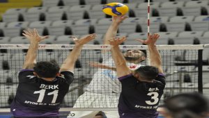 Voleybol: AXA Sigorta Efeler Ligi