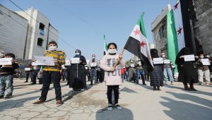 Yerlerinden edilen Suriyelilerden "Uluslararası Mülteciler Konferansı"na tepki