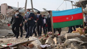 YTB'den Ermenistan'ın sivilleri vurduğu Gence'ye ziyaret