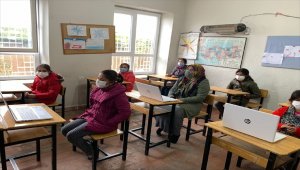 Adıyaman'da köydeki öğrenciler EBA'ya gezici mobil internet aracıyla erişecek