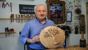 Ahşap tutkusunu gençlere de aşılıyor