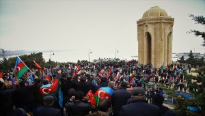 Azerbaycanlılar, Laçın'ın işgalden kurtuluşunu kutluyor