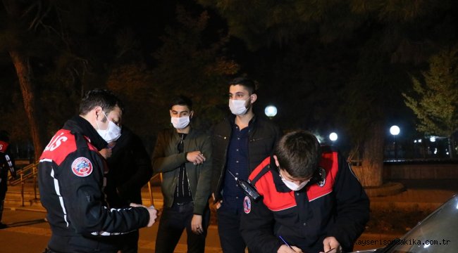 Burdur'da sokağa çıkma kısıtlamasına uymayan 4 kişiye cezai işlem yapıldı 